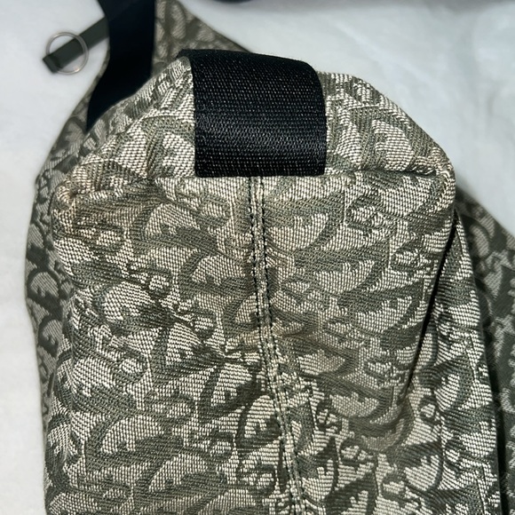 🎉SOLD 🎉 Christian Dior Trotter Crossbody bag - Picture 5 of 16